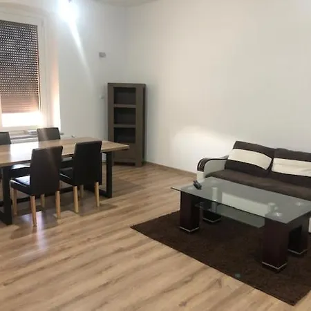 Willa Suszki Apartman *